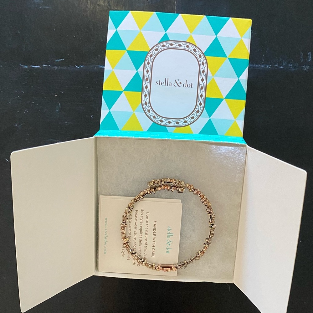Hera bracelet